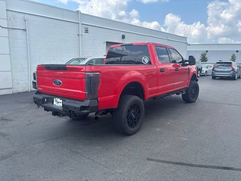 Used 2019 Ford F250 XLT AWD/4WD image 3