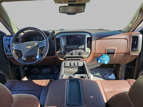 Used 2014 Chevrolet Silverado 1500 High Country w/ High Country Premium Package AWD/4WD image 11