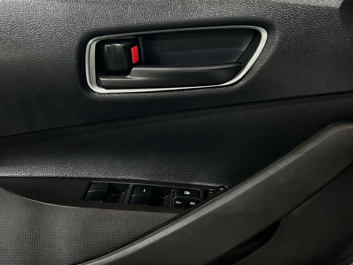 Used 2023 Toyota Corolla LE FWD image 13