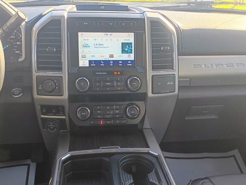 Used 2020 Ford F350 Lariat w/ Lariat Ultimate Package AWD/4WD image 13