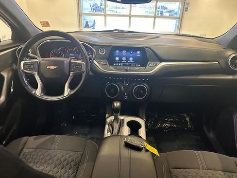 Used 2020 Chevrolet Blazer LT FWD image 8