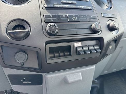 Used 2013 Ford F450 XL w/ PWR Equipment Group RWD image 18