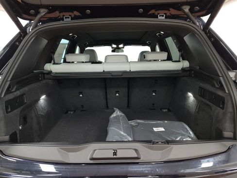 Used 2026 BMW X5 xDrive40i w/ M Sport Package AWD/4WD image 18