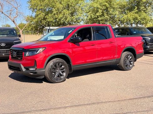 Used 2022 Honda Ridgeline Sport image 2