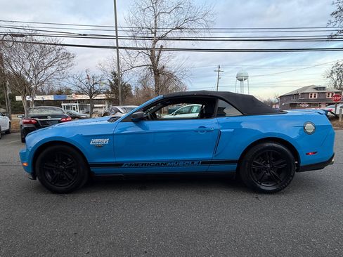 Used 2012 Ford Mustang Convertible image 5