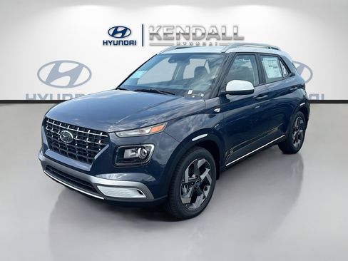 New 2026 Hyundai Venue SEL FWD image 3