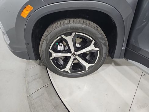New 2026 Volkswagen Tiguan SE AWD/4WD image 25
