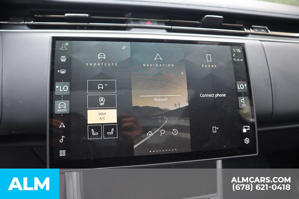 Used 2025 Land Rover Range Rover Long Wheelbase SE AWD/4WD image 37