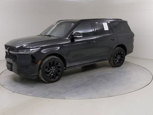 Used 2025 Lincoln Navigator Reserve w/ Jet Appearance Package AWD/4WD image 21