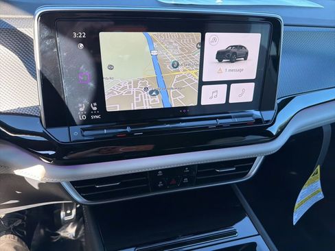 New 2026 Volkswagen Atlas Cross Sport SEL Premium R-Line image 24