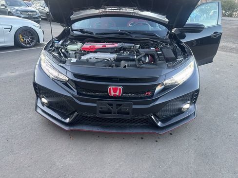 Used 2019 Honda Civic Type R image 59