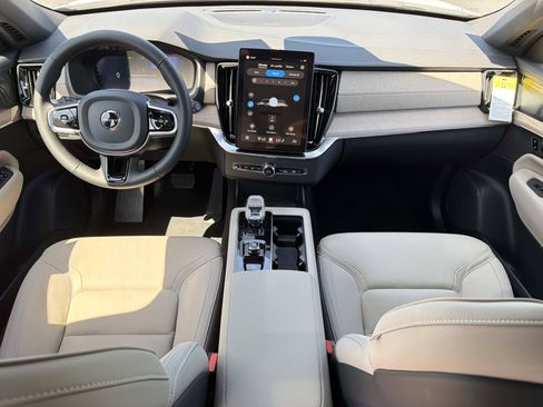 New 2026 Volvo XC90 B6 Plus AWD/4WD image 7