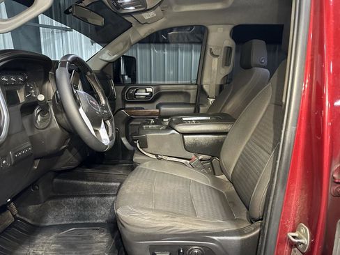 Used 2022 GMC Sierra 3500 SLE w/ SLE Convenience Package image 10
