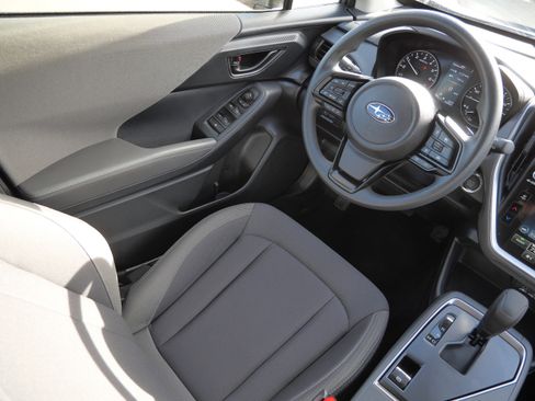 Used 2025 Subaru Crosstrek 2.0i Premium w/ Crosstrek Mirror Package image 9