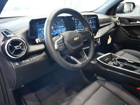 New 2026 Chevrolet Equinox LT w/ Convenience Package II FWD image 20
