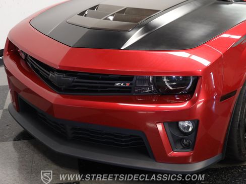 Used 2013 Chevrolet Camaro ZL1 image 18