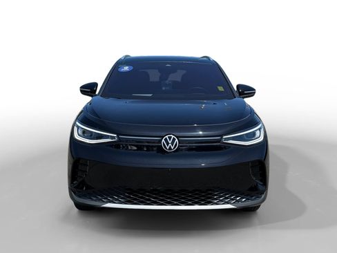 Certified 2023 Volkswagen ID.4 Pro S Plus AWD/4WD image 8