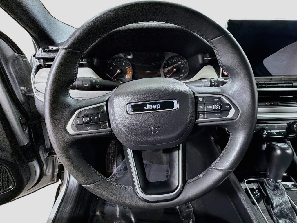 Used 2024 Jeep Compass Limited AWD/4WD image 13