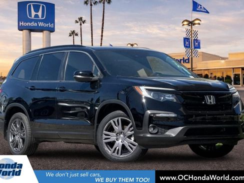 Certified 2022 Honda Pilot Sport image 1