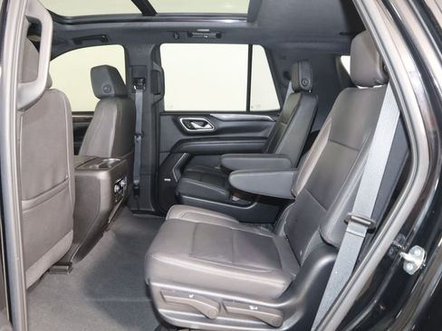 Used 2023 Chevrolet Tahoe Z71 w/ Luxury Package AWD/4WD image 50