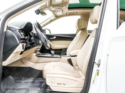 Used 2019 Audi Q5 2.0T Premium Plus w/ Premium Plus Package image 16