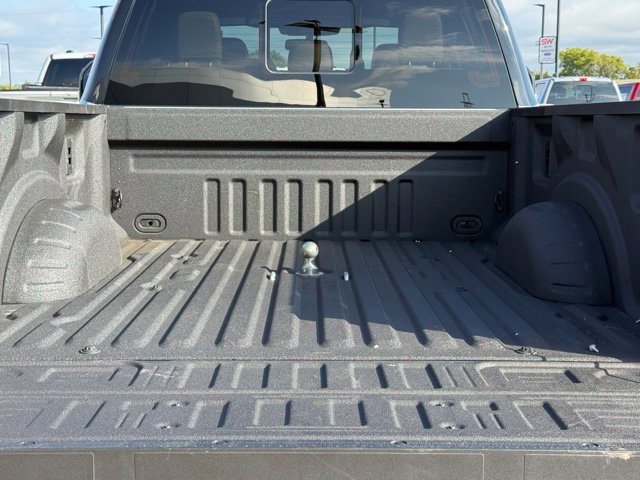 Used 2024 Ford F250 Lariat w/ Sport Appearance Package AWD/4WD image 7