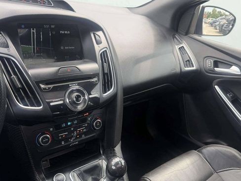 Used 2016 Ford Focus ST w/ Equipment Group 401A FWD image 16