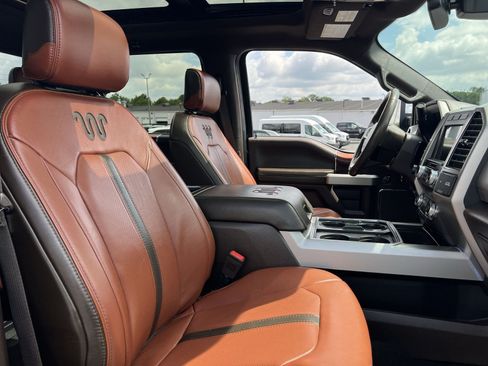 Used 2019 Ford F450 King Ranch w/ King Ranch Ultimate Package AWD/4WD image 27