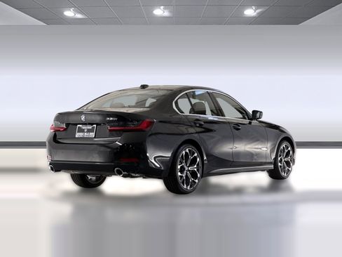 Used 2026 BMW 330i Sedan w/ Convenience Package image 9