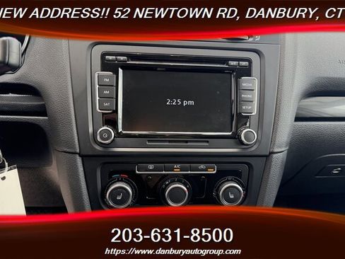 Used 2014 Volkswagen Jetta SE FWD image 14