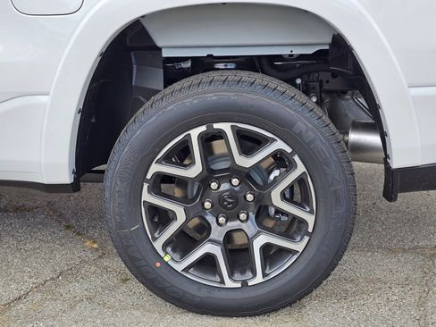 New 2026 RAM 1500 Laramie RWD image 9