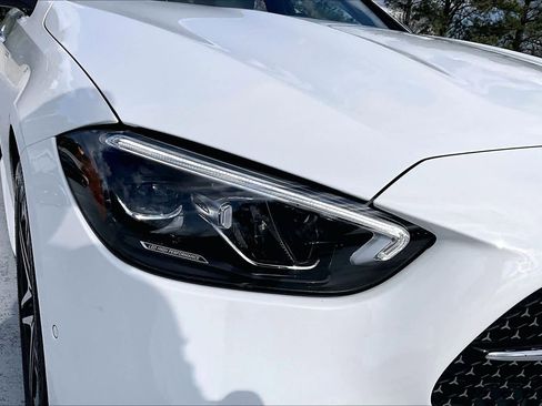 Used 2025 Mercedes-Benz C 300 Sedan image 25