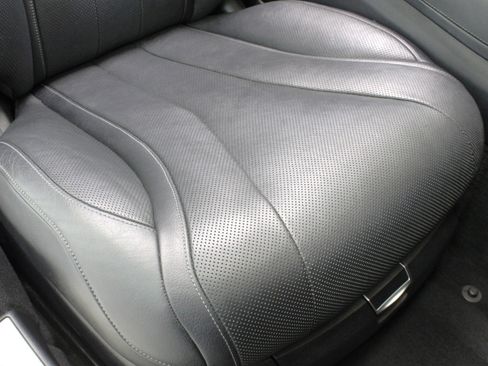 Used 2015 Mercedes-Benz S 550 Sedan image 52