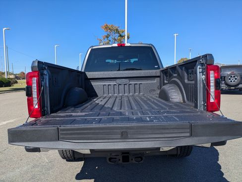 New 2026 Ford F250 Lariat w/ Chrome Package image 36