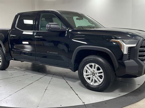 Used 2025 Toyota Tundra SR5 image 3