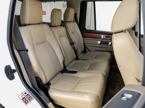 Used 2016 Land Rover LR4 HSE AWD/4WD image 33