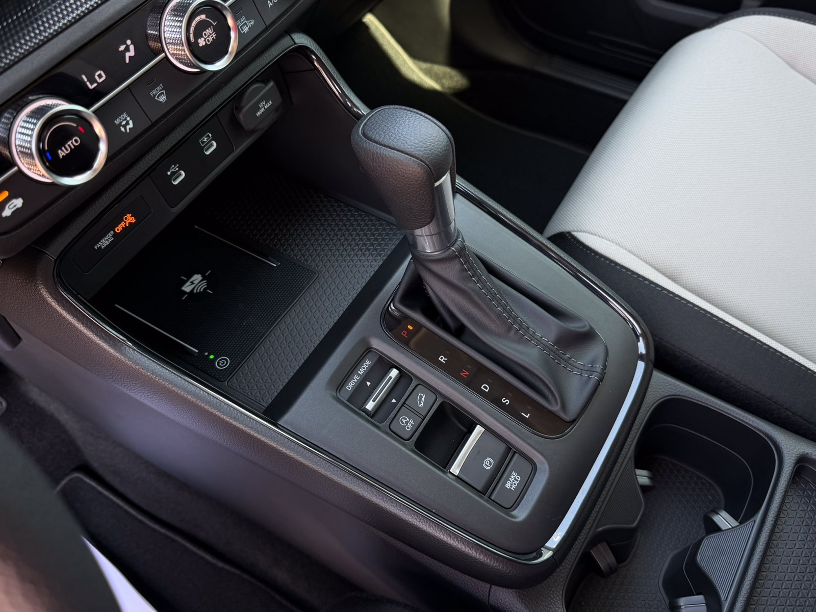 Certified 2026 Honda CR-V EX image 18
