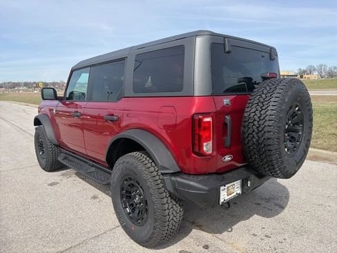 New 2026 Ford Bronco Big Bend w/ Black Diamond Package AWD/4WD image 10