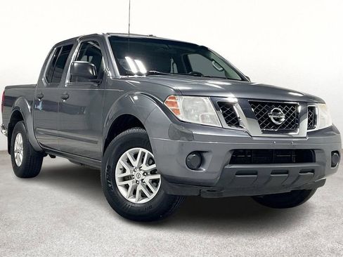 Used 2017 Nissan Frontier SV image 1