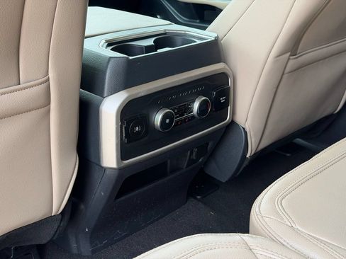 Used 2024 Ford Expedition Max Limited RWD image 24