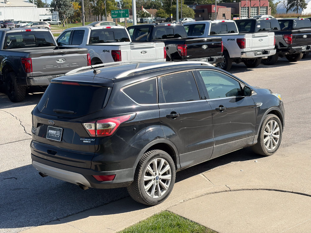 Used 2017 Ford Escape Titanium AWD/4WD image 6
