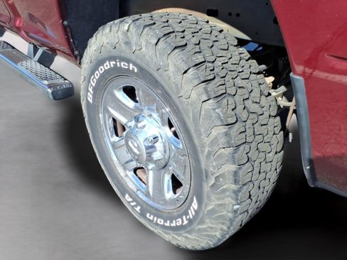 Used 2016 RAM 2500 Tradesman w/ Chrome Appearance Group image 10