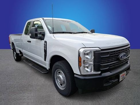 New 2024 Ford F250 XL w/ XL Driver Assist Package image 2