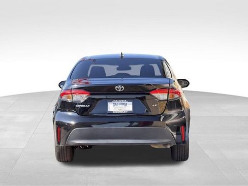 Used 2023 Toyota Corolla LE FWD image 6