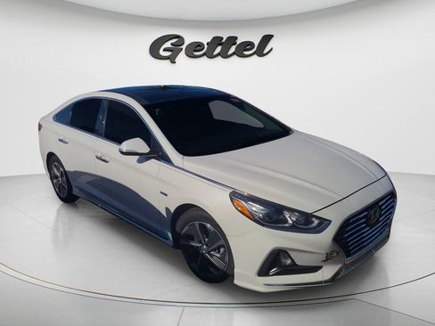 Used 2019 Hyundai Sonata Limited w/ Ultimate Package 02 FWD image 2