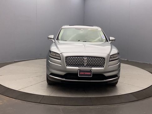 Used 2023 Lincoln Nautilus Reserve AWD/4WD image 8