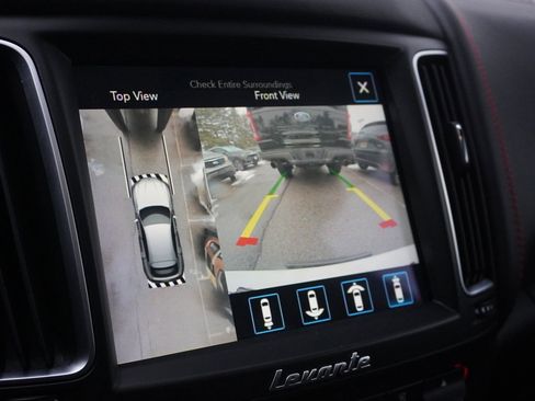 Used 2019 Maserati Levante GTS image 47