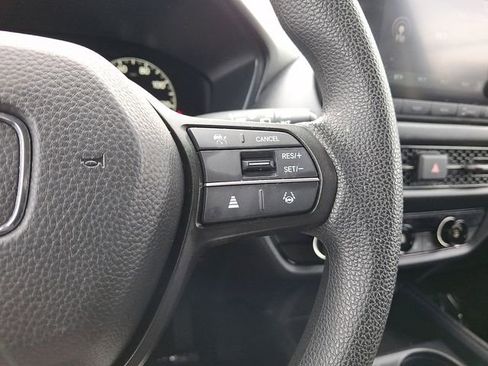 Used 2023 Honda HR-V LX image 22