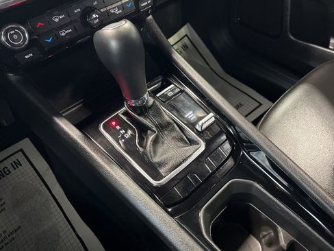 Certified 2024 Jeep Compass Limited image 19