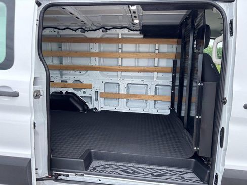Used 2024 Ford Transit 250 Low Roof w/ Exterior Upgrade Package RWD image 13